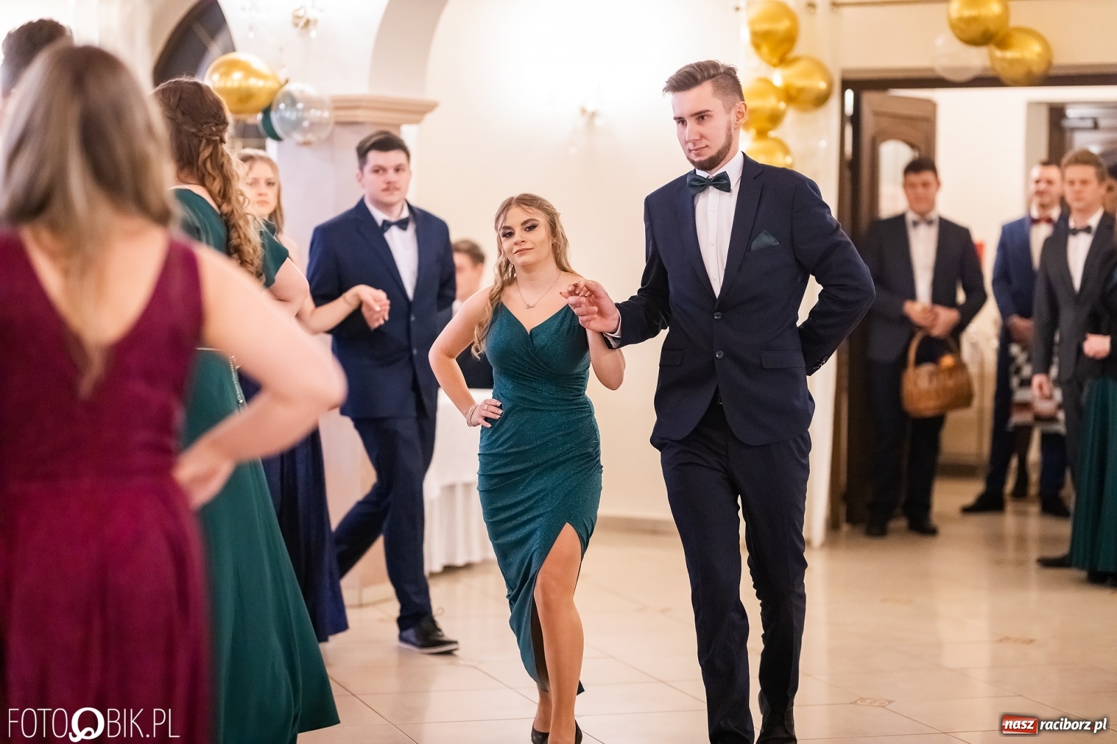 Zdjęcie w galerii na portalu naszraciborz.pl: Bal studniówkowy raciborskiej Budowlanki i Gastronomika wiadomości z regionu