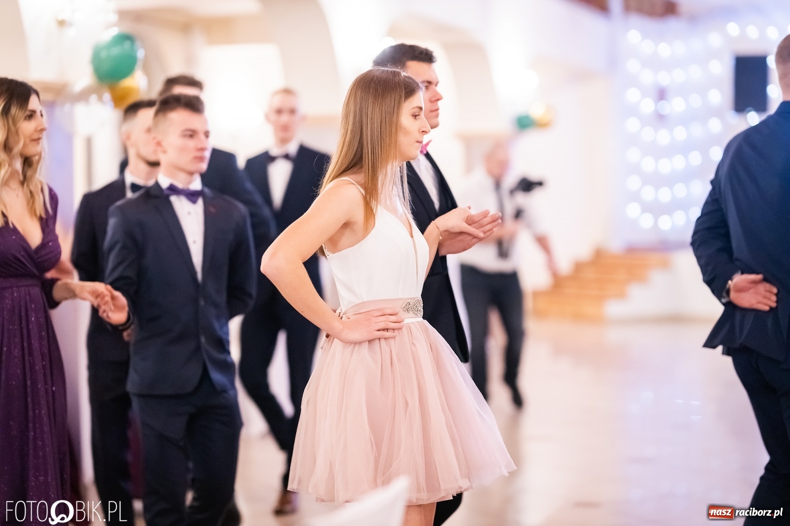 Zdjęcie w galerii na portalu naszraciborz.pl: Bal studniówkowy raciborskiej Budowlanki i Gastronomika wiadomości z regionu