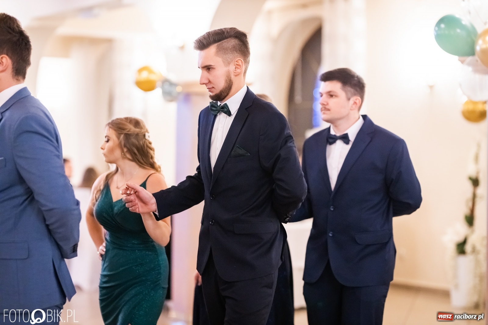 Zdjęcie w galerii na portalu naszraciborz.pl: Bal studniówkowy raciborskiej Budowlanki i Gastronomika wiadomości z regionu