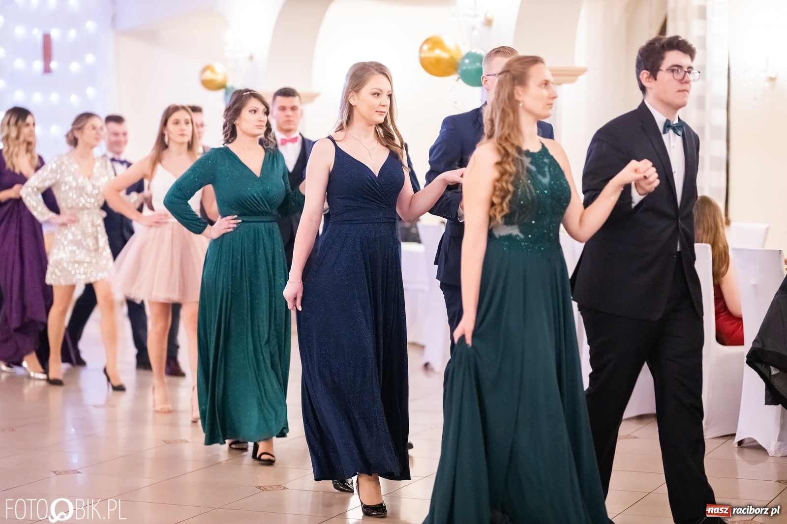 Zdjęcie w galerii na portalu naszraciborz.pl: Bal studniówkowy raciborskiej Budowlanki i Gastronomika wiadomości z regionu