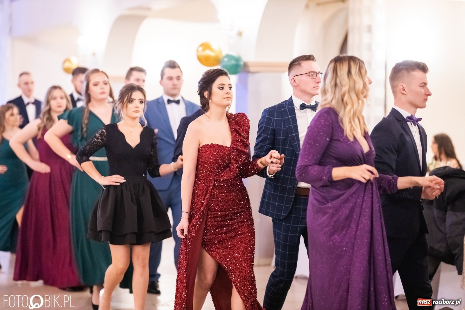 Zdjęcie w galerii na portalu naszraciborz.pl: Bal studniówkowy raciborskiej Budowlanki i Gastronomika wiadomości z regionu