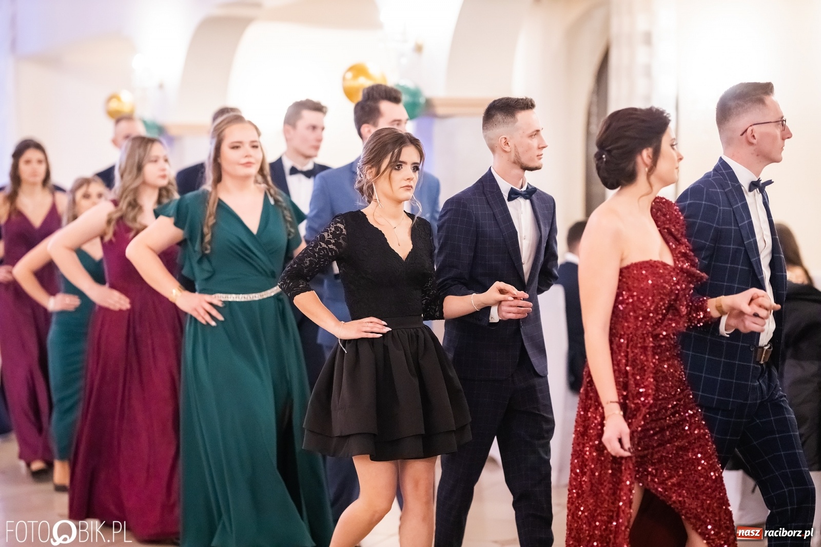 Zdjęcie w galerii na portalu naszraciborz.pl: Bal studniówkowy raciborskiej Budowlanki i Gastronomika wiadomości z regionu