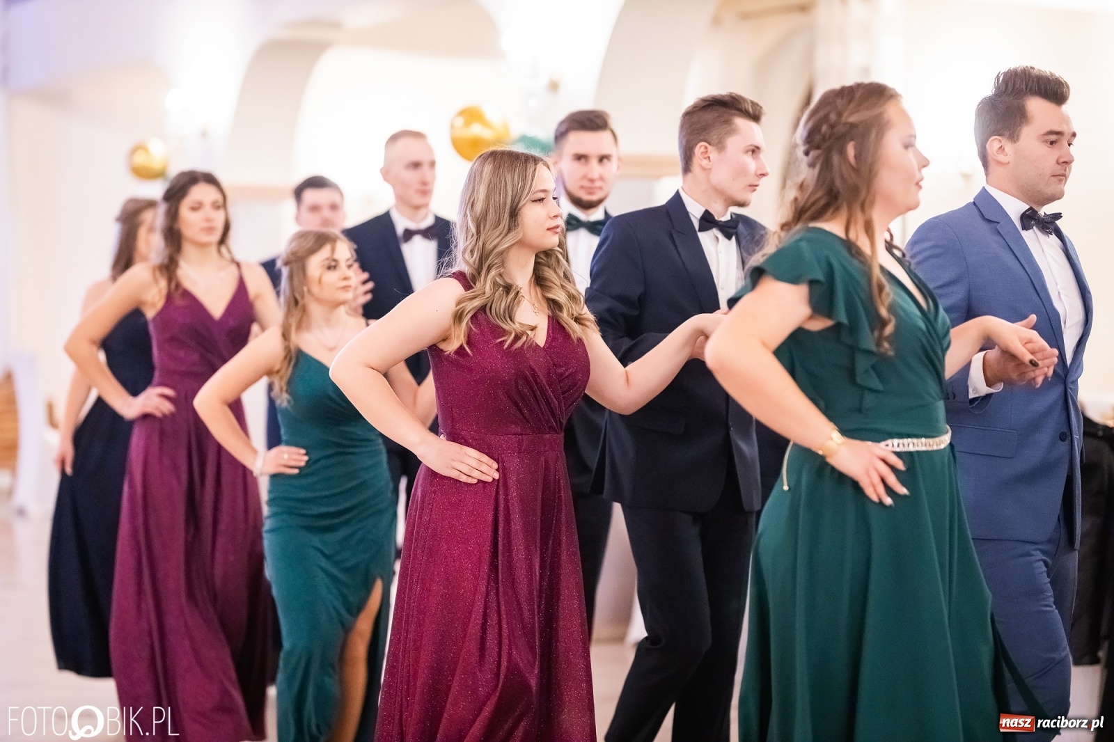 Zdjęcie w galerii na portalu naszraciborz.pl: Bal studniówkowy raciborskiej Budowlanki i Gastronomika wiadomości z regionu