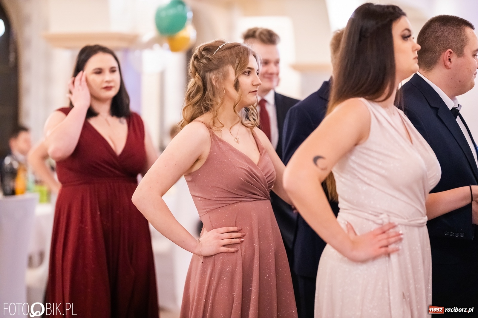 Zdjęcie w galerii na portalu naszraciborz.pl: Bal studniówkowy raciborskiej Budowlanki i Gastronomika wiadomości z regionu