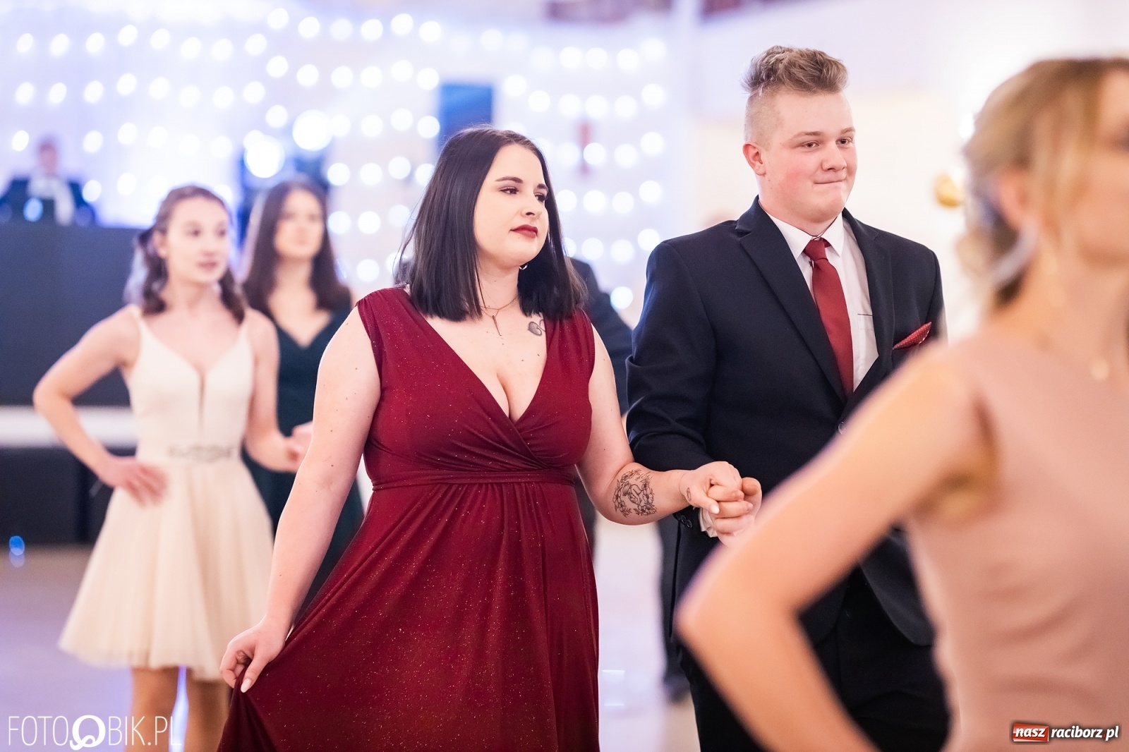 Zdjęcie w galerii na portalu naszraciborz.pl: Bal studniówkowy raciborskiej Budowlanki i Gastronomika wiadomości z regionu