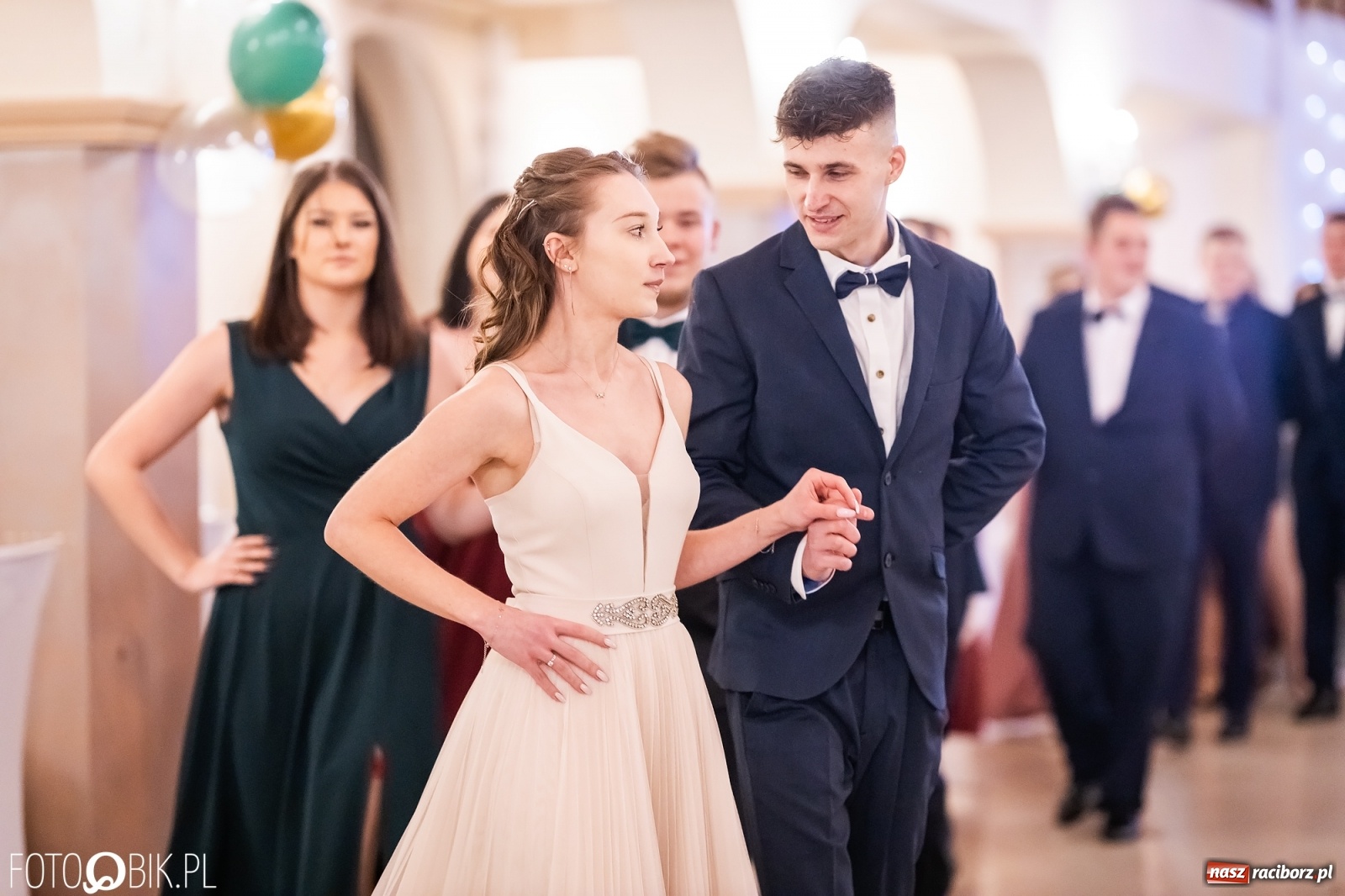 Zdjęcie w galerii na portalu naszraciborz.pl: Bal studniówkowy raciborskiej Budowlanki i Gastronomika wiadomości z regionu