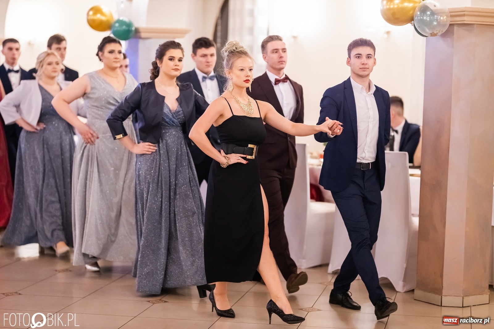 Zdjęcie w galerii na portalu naszraciborz.pl: Bal studniówkowy raciborskiej Budowlanki i Gastronomika wiadomości z regionu