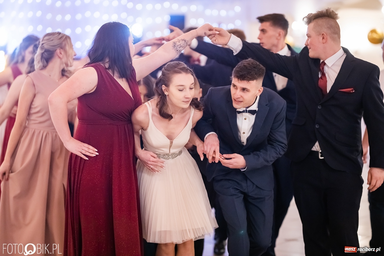 Zdjęcie w galerii na portalu naszraciborz.pl: Bal studniówkowy raciborskiej Budowlanki i Gastronomika wiadomości z regionu