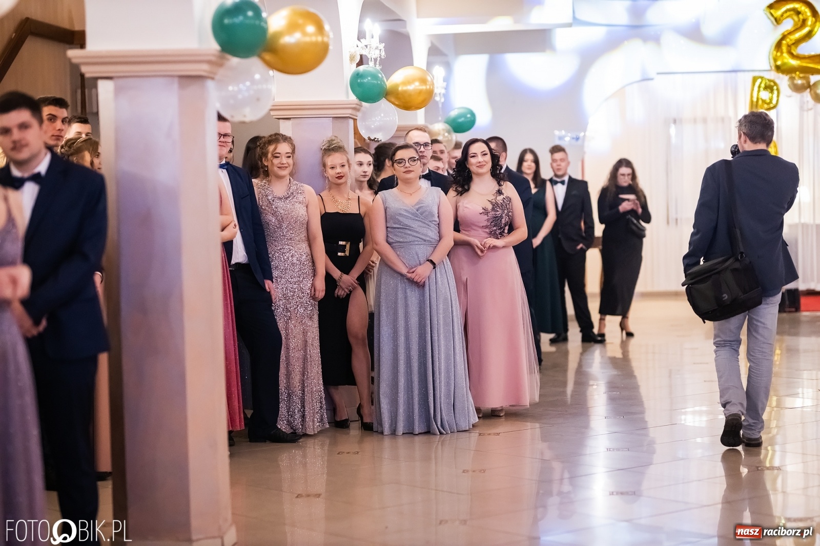 Zdjęcie w galerii na portalu naszraciborz.pl: Bal studniówkowy raciborskiej Budowlanki i Gastronomika wiadomości z regionu