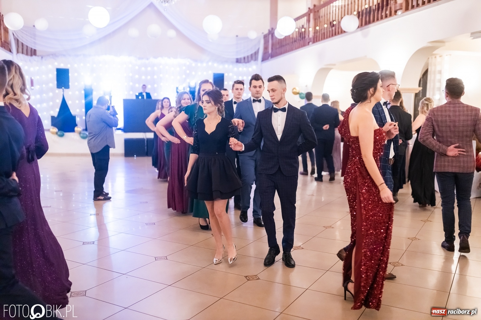 Zdjęcie w galerii na portalu naszraciborz.pl: Bal studniówkowy raciborskiej Budowlanki i Gastronomika wiadomości z regionu