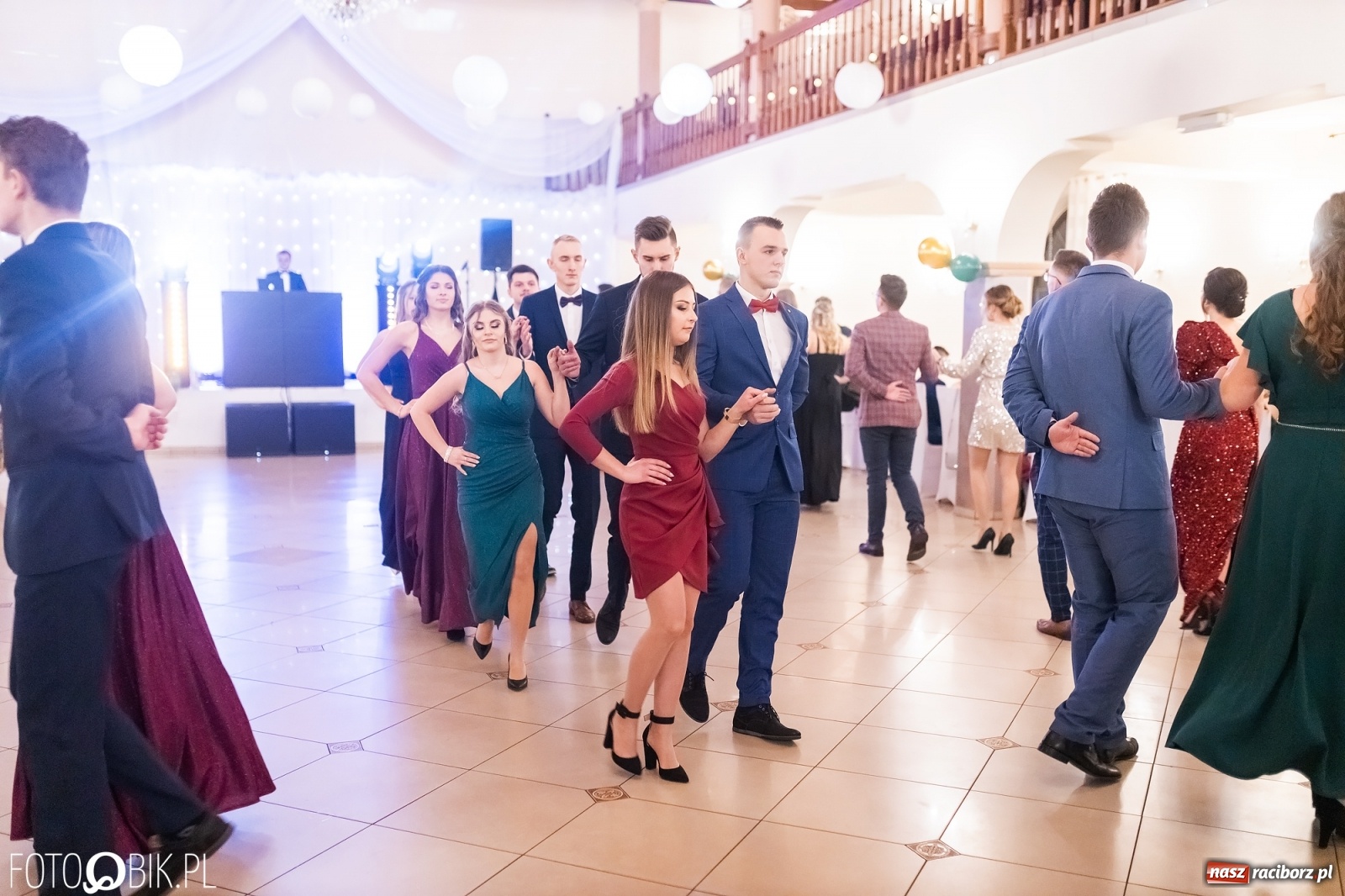 Zdjęcie w galerii na portalu naszraciborz.pl: Bal studniówkowy raciborskiej Budowlanki i Gastronomika wiadomości z regionu