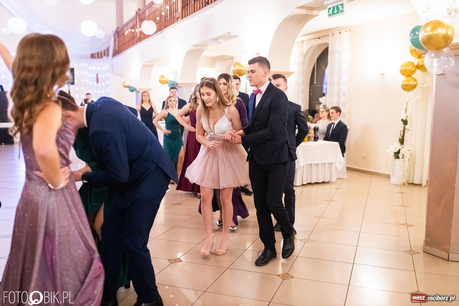 Zdjęcie w galerii na portalu naszraciborz.pl: Bal studniówkowy raciborskiej Budowlanki i Gastronomika wiadomości z regionu