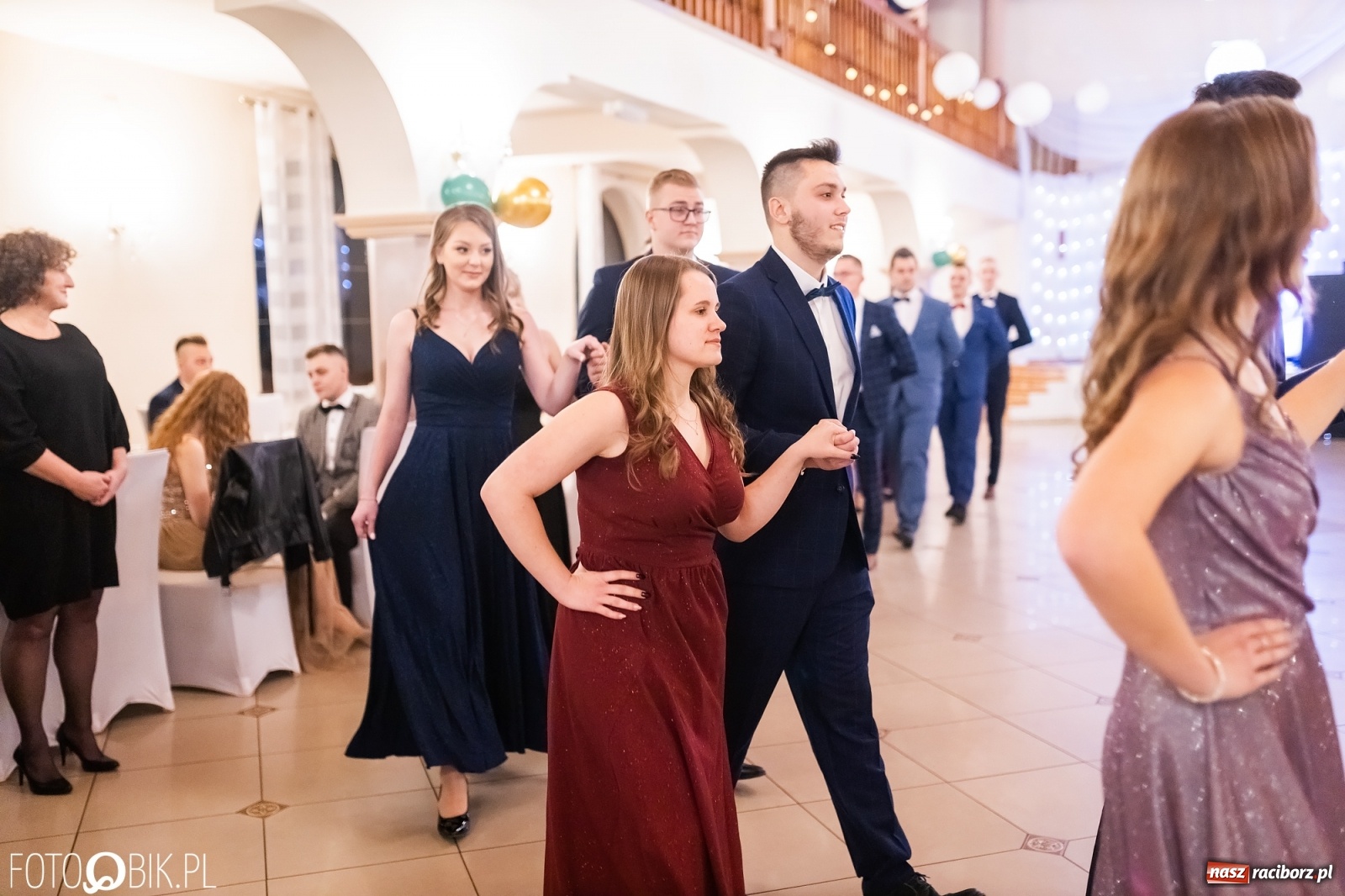 Zdjęcie w galerii na portalu naszraciborz.pl: Bal studniówkowy raciborskiej Budowlanki i Gastronomika wiadomości z regionu