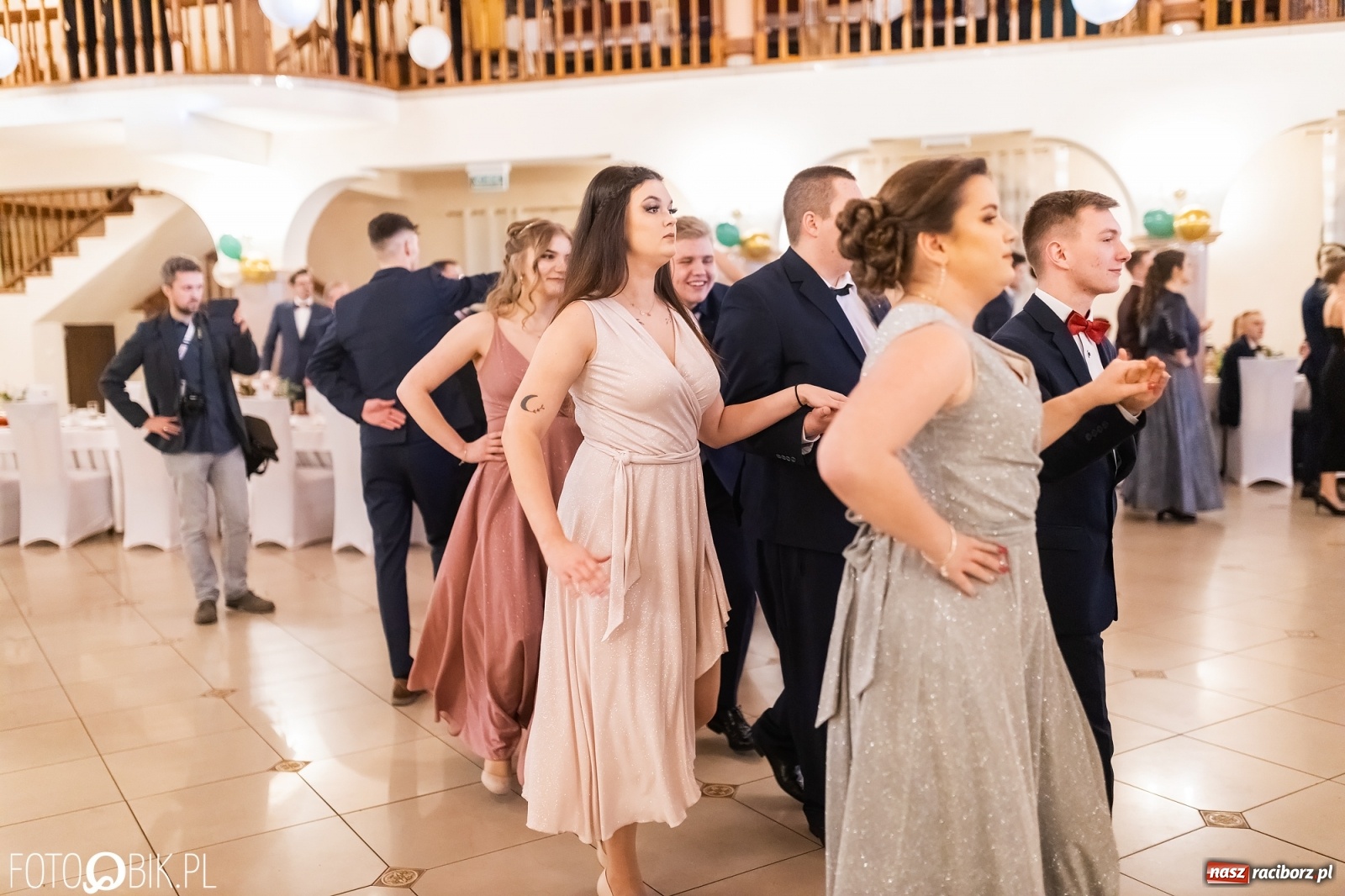 Zdjęcie w galerii na portalu naszraciborz.pl: Bal studniówkowy raciborskiej Budowlanki i Gastronomika wiadomości z regionu