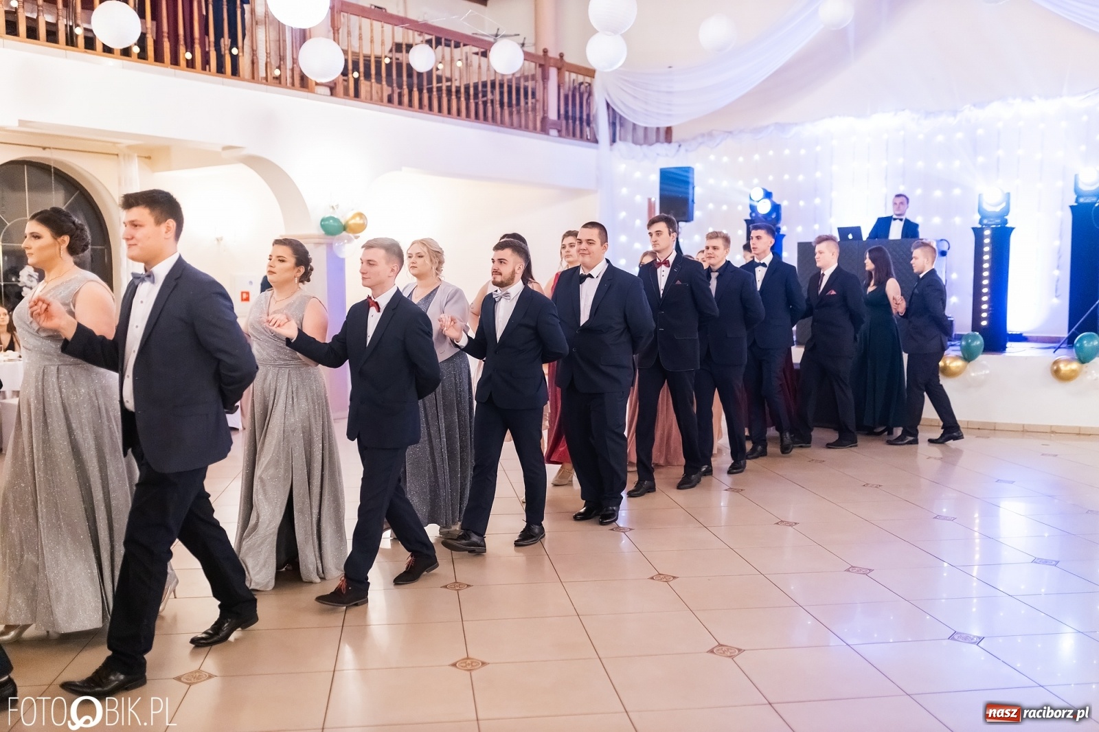 Zdjęcie w galerii na portalu naszraciborz.pl: Bal studniówkowy raciborskiej Budowlanki i Gastronomika wiadomości z regionu