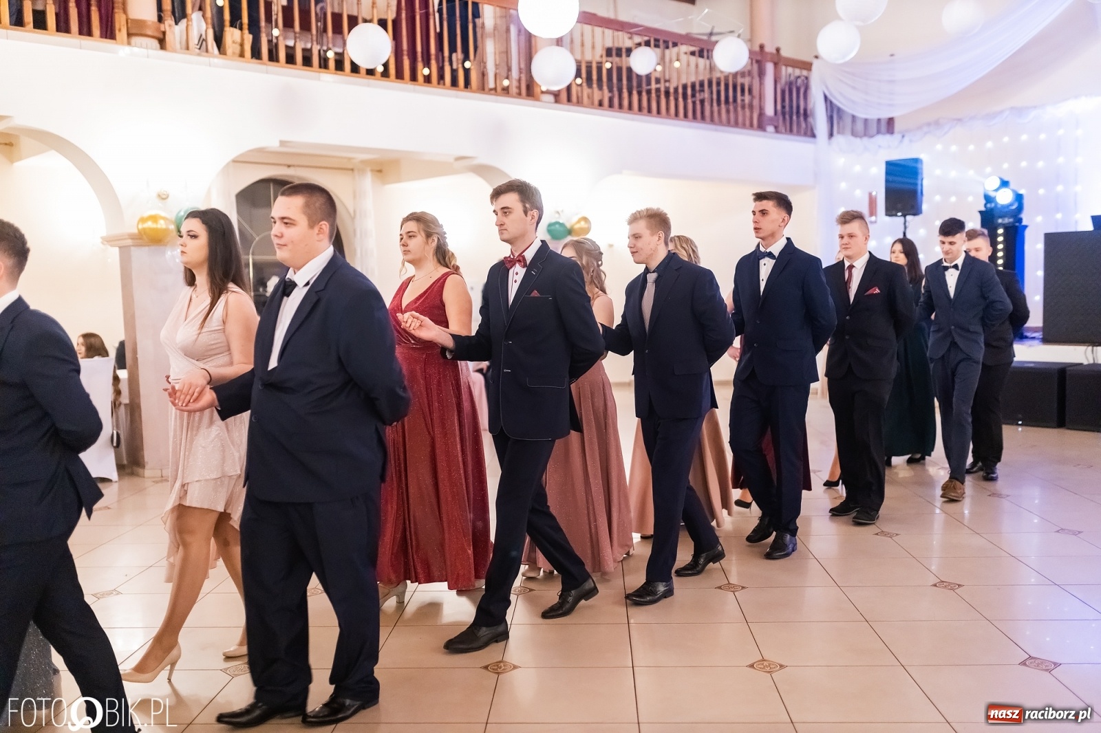 Zdjęcie w galerii na portalu naszraciborz.pl: Bal studniówkowy raciborskiej Budowlanki i Gastronomika wiadomości z regionu