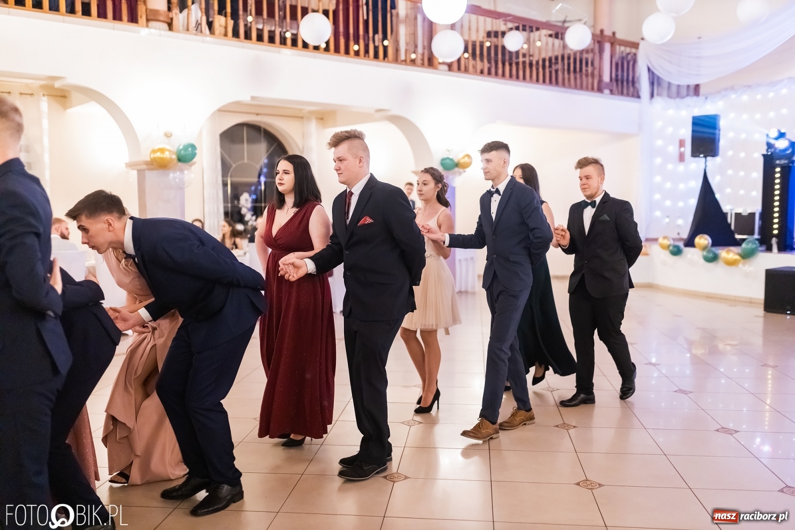 Zdjęcie w galerii na portalu naszraciborz.pl: Bal studniówkowy raciborskiej Budowlanki i Gastronomika wiadomości z regionu