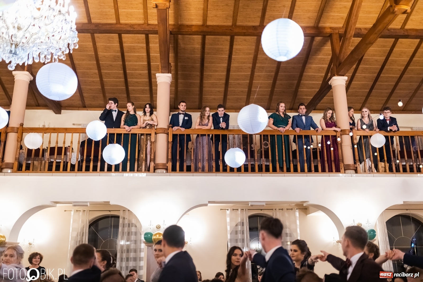 Zdjęcie w galerii na portalu naszraciborz.pl: Bal studniówkowy raciborskiej Budowlanki i Gastronomika wiadomości z regionu