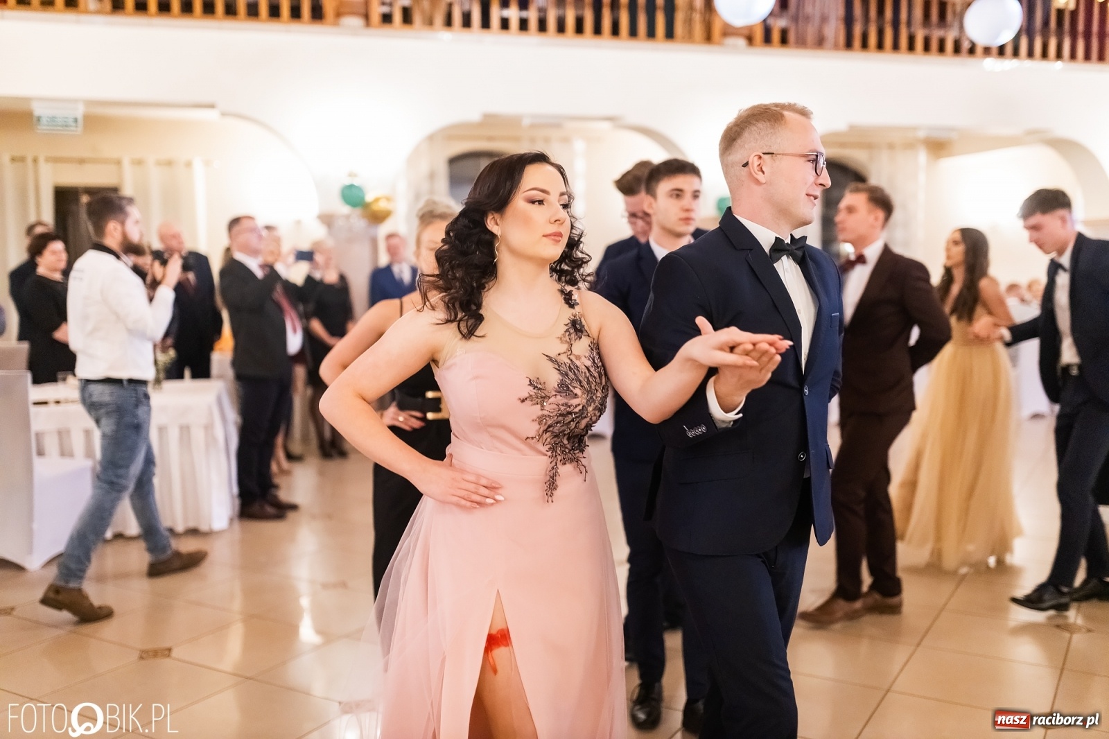 Zdjęcie w galerii na portalu naszraciborz.pl: Bal studniówkowy raciborskiej Budowlanki i Gastronomika wiadomości z regionu