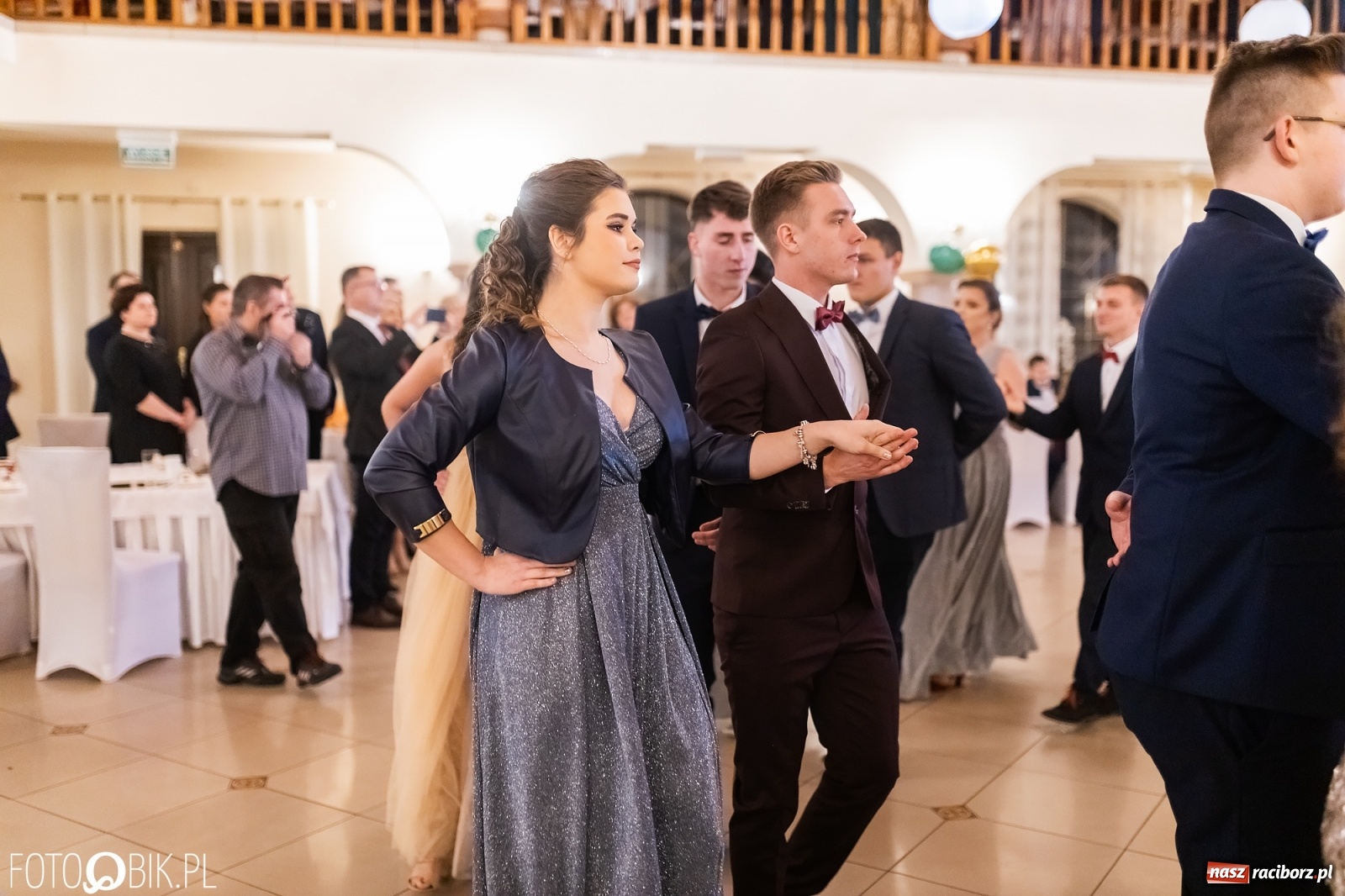 Zdjęcie w galerii na portalu naszraciborz.pl: Bal studniówkowy raciborskiej Budowlanki i Gastronomika wiadomości z regionu