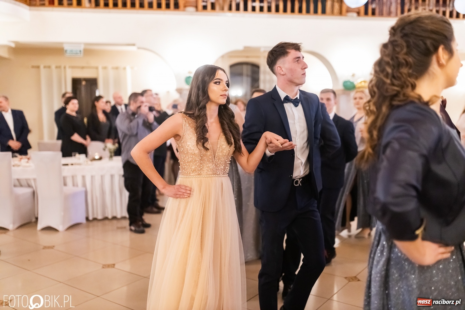 Zdjęcie w galerii na portalu naszraciborz.pl: Bal studniówkowy raciborskiej Budowlanki i Gastronomika wiadomości z regionu