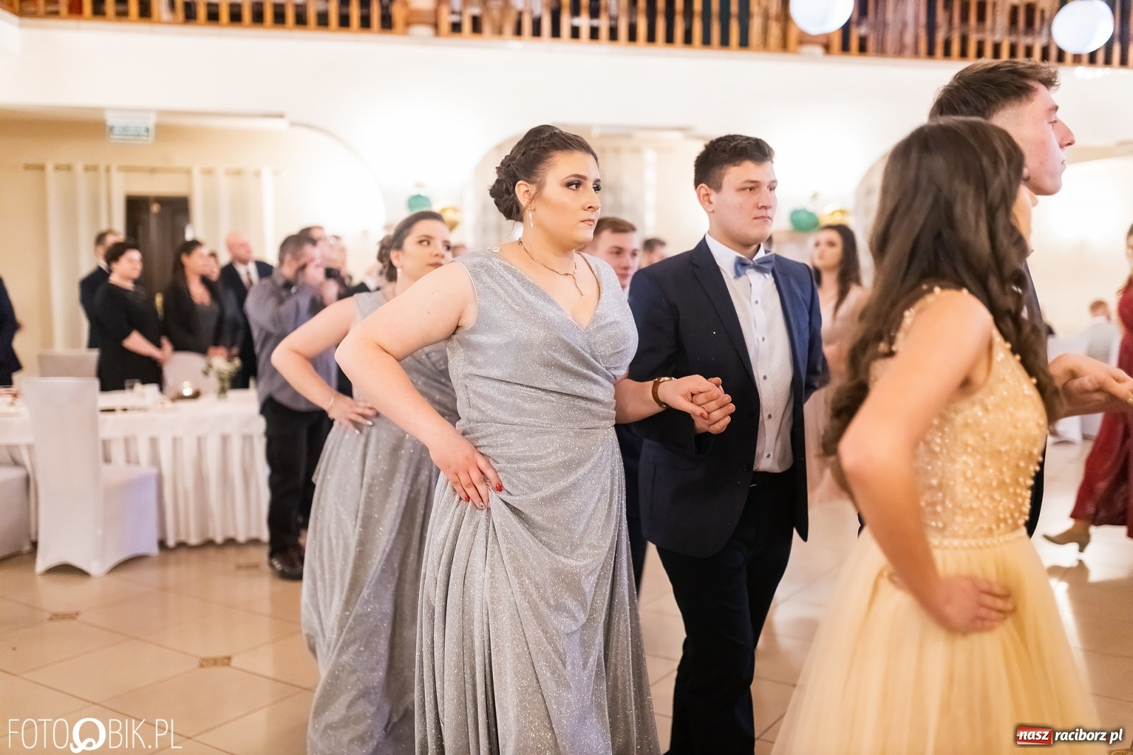 Zdjęcie w galerii na portalu naszraciborz.pl: Bal studniówkowy raciborskiej Budowlanki i Gastronomika wiadomości z regionu