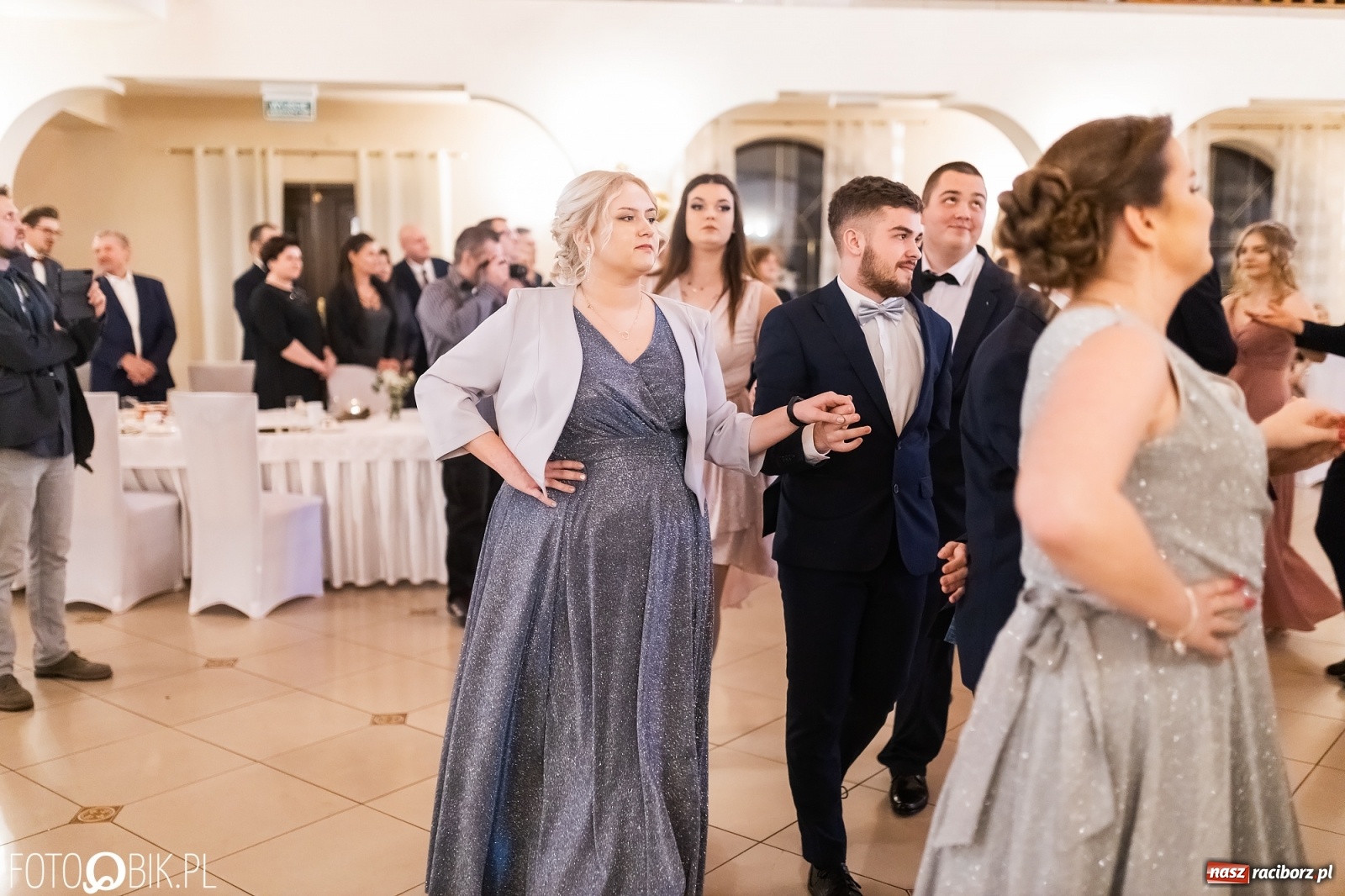 Zdjęcie w galerii na portalu naszraciborz.pl: Bal studniówkowy raciborskiej Budowlanki i Gastronomika wiadomości z regionu