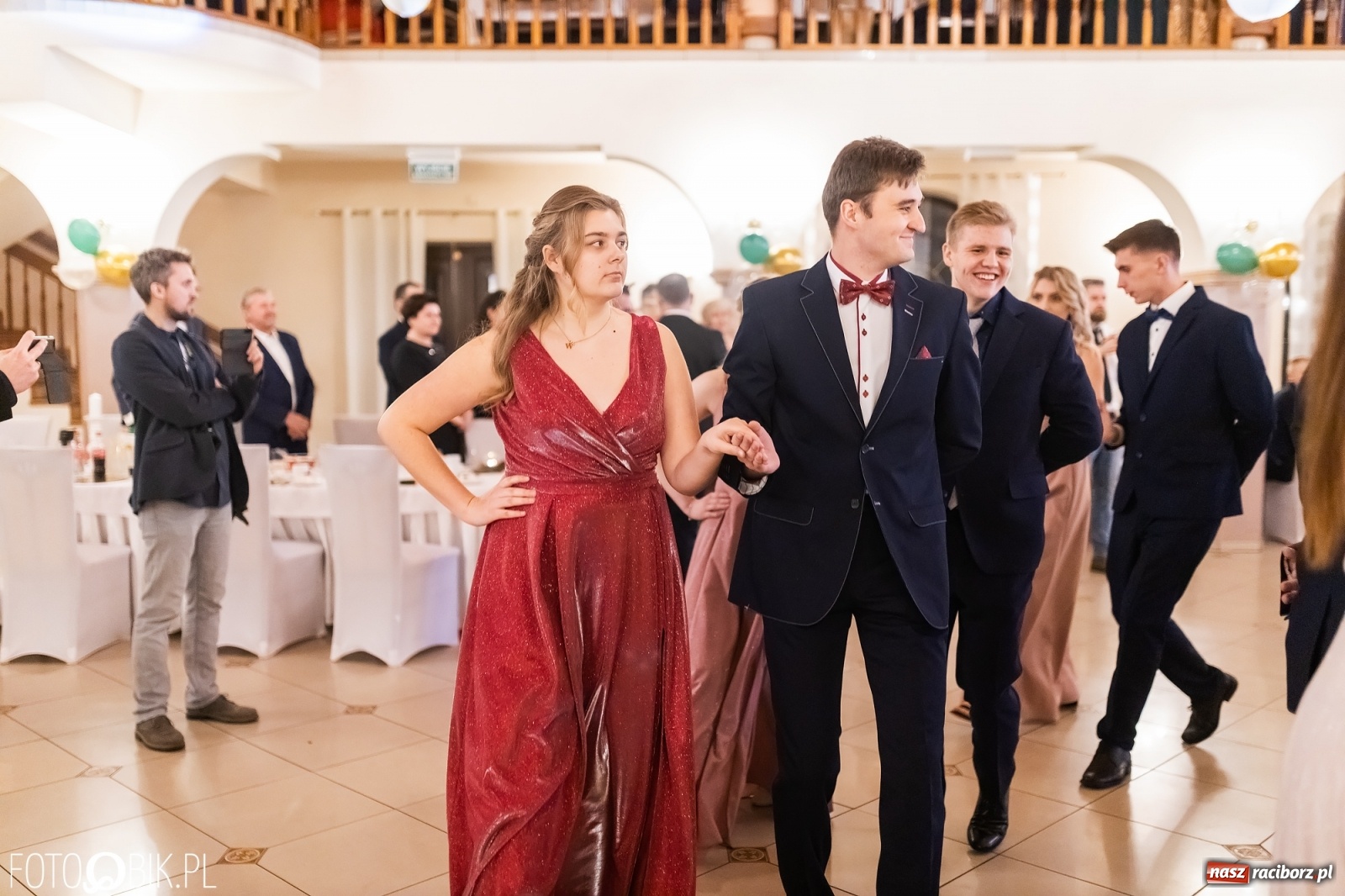 Zdjęcie w galerii na portalu naszraciborz.pl: Bal studniówkowy raciborskiej Budowlanki i Gastronomika wiadomości z regionu