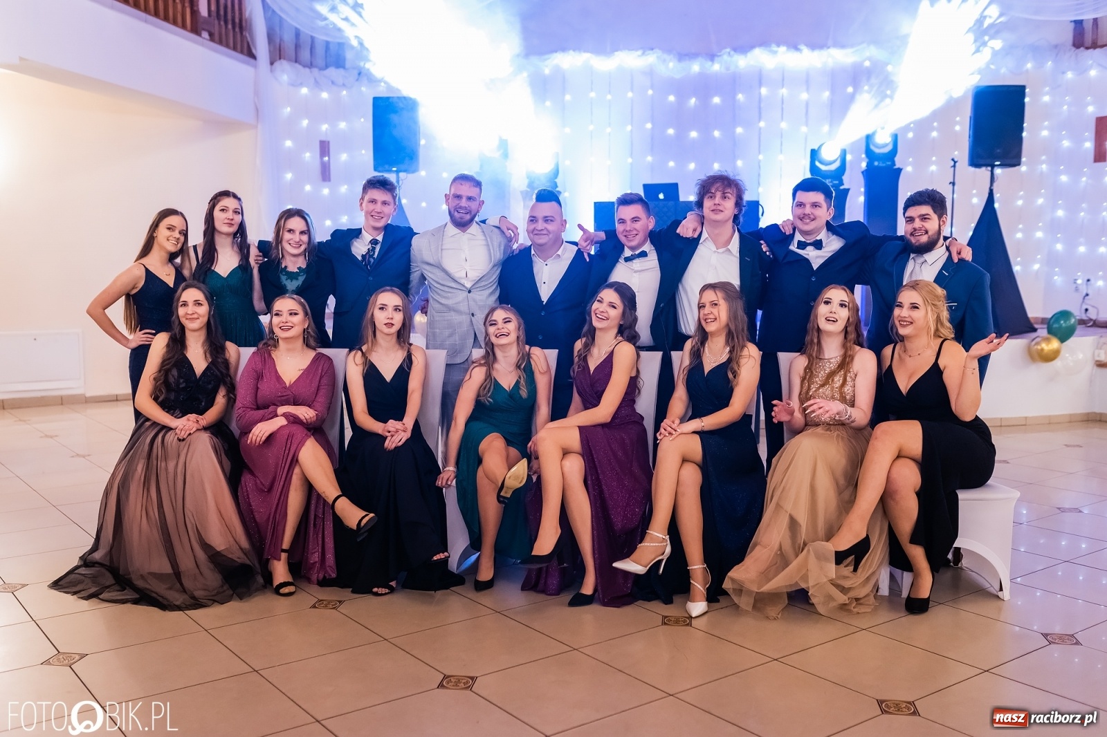 Zdjęcie w galerii na portalu naszraciborz.pl: Bal studniówkowy raciborskiej Budowlanki i Gastronomika wiadomości z regionu