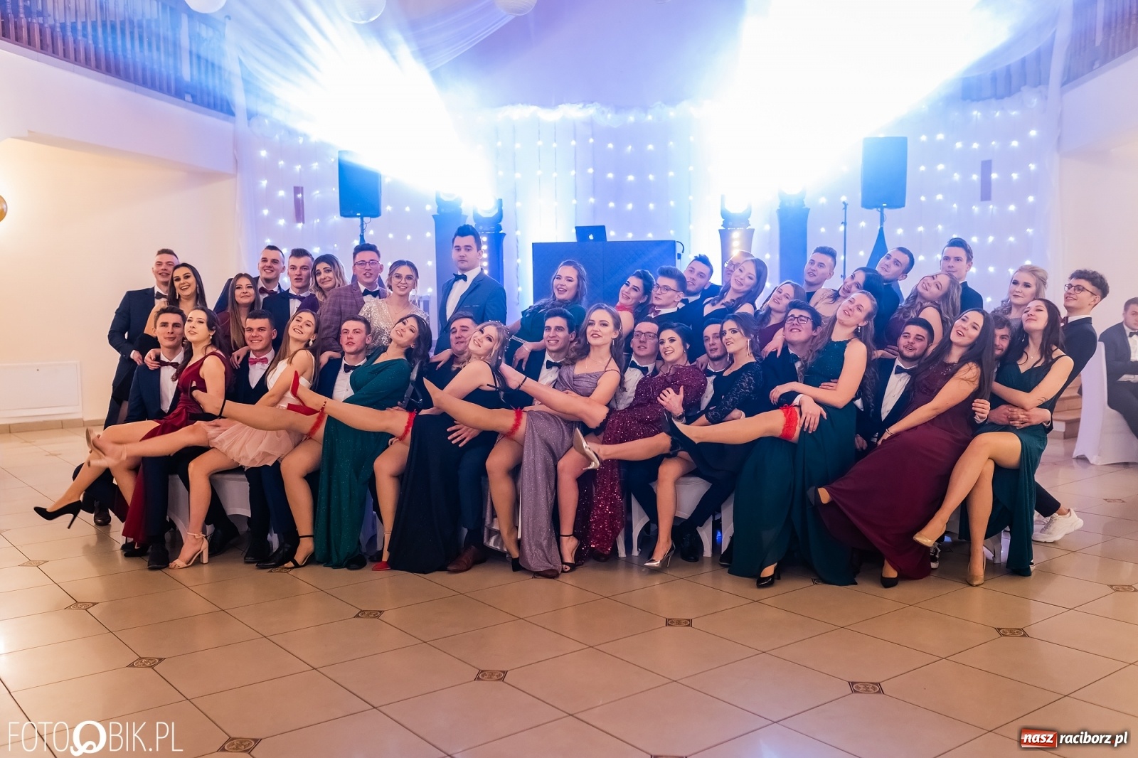 Zdjęcie w galerii na portalu naszraciborz.pl: Bal studniówkowy raciborskiej Budowlanki i Gastronomika wiadomości z regionu