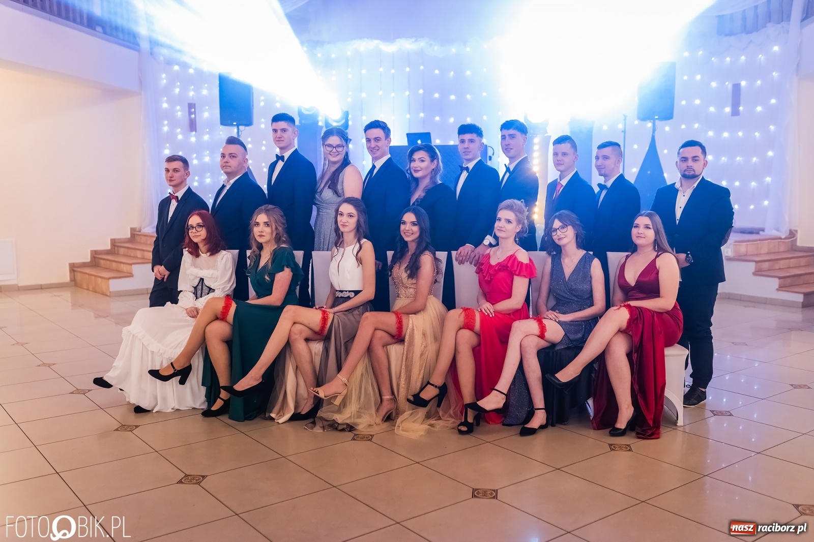 Zdjęcie w galerii na portalu naszraciborz.pl: Bal studniówkowy raciborskiej Budowlanki i Gastronomika wiadomości z regionu