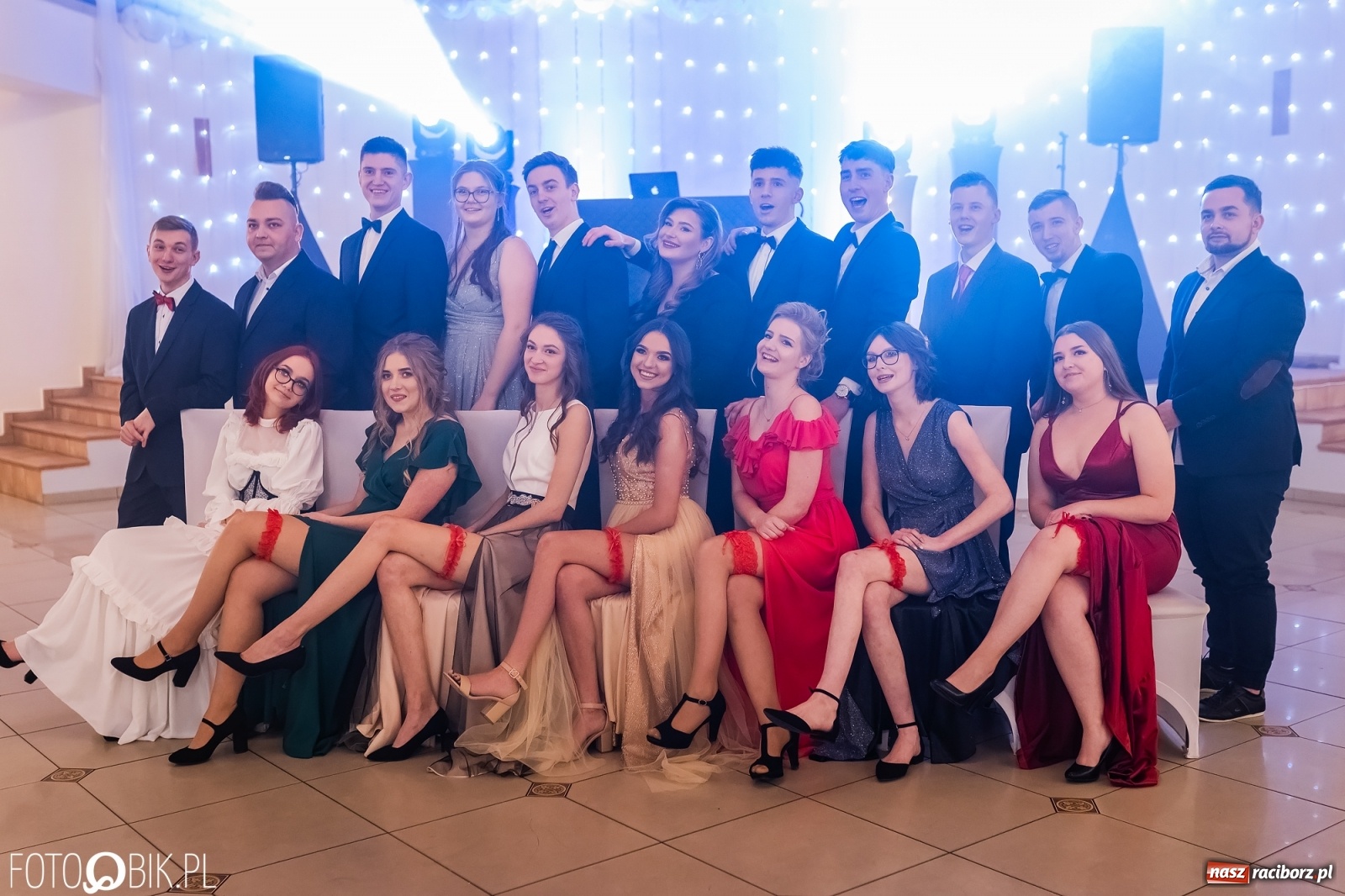 Zdjęcie w galerii na portalu naszraciborz.pl: Bal studniówkowy raciborskiej Budowlanki i Gastronomika wiadomości z regionu