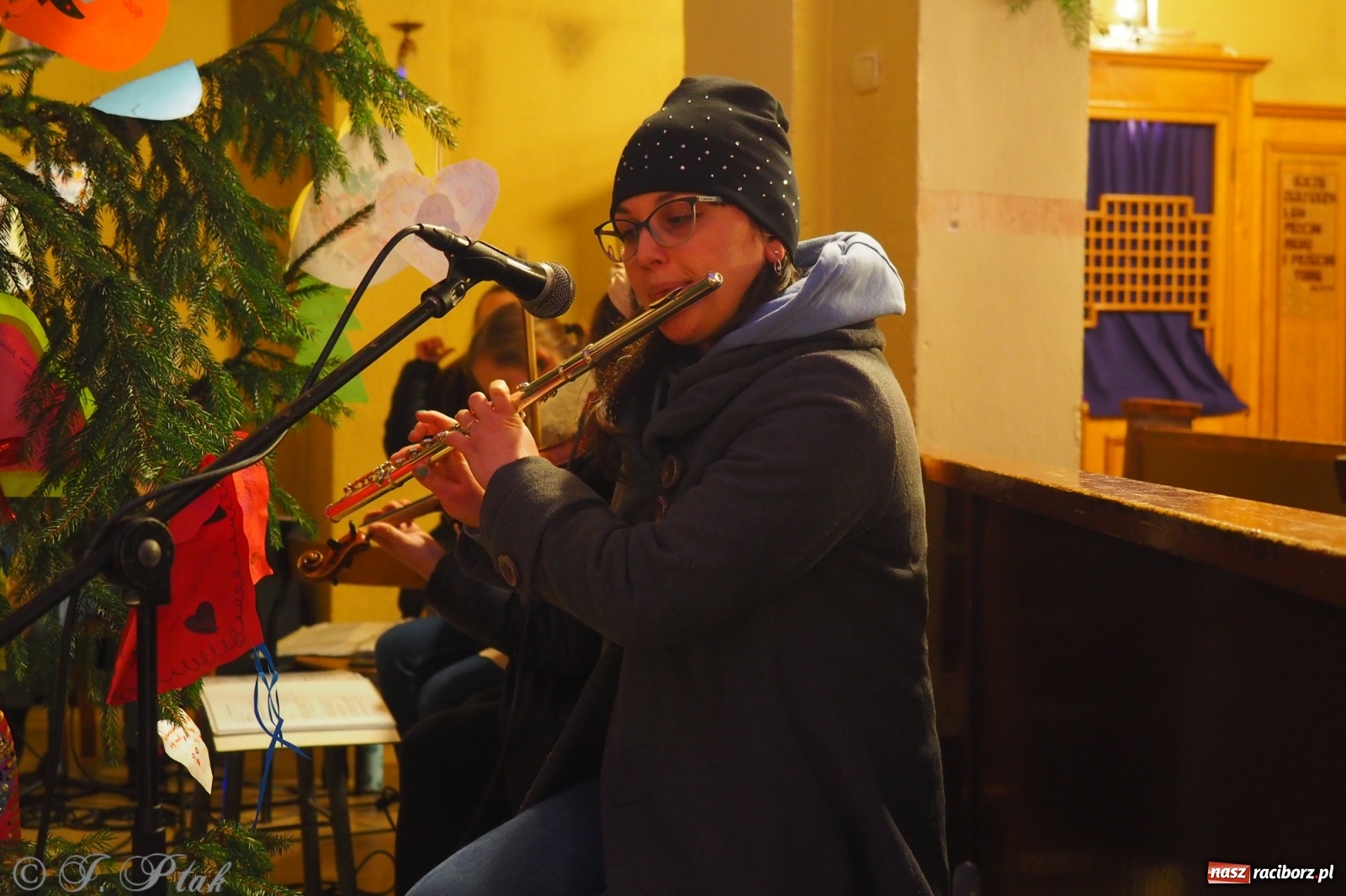 Zdjęcie w galerii na portalu naszraciborz.pl: Raciborskie Wieczory Uwielbienia wiadomości z regionu