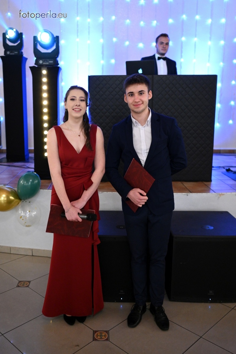 Zdjęcie w galerii na portalu naszraciborz.pl: Przeżyjmy to jeszcze raz. Studniówka Budowlanki i Gastronomika wiadomości z regionu