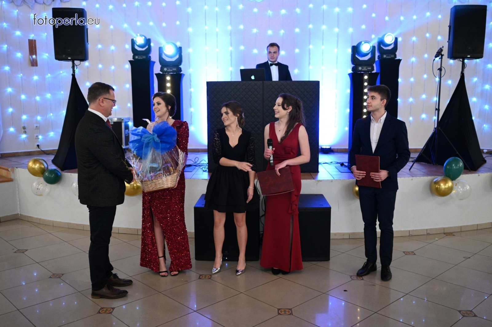 Zdjęcie w galerii na portalu naszraciborz.pl: Przeżyjmy to jeszcze raz. Studniówka Budowlanki i Gastronomika wiadomości z regionu