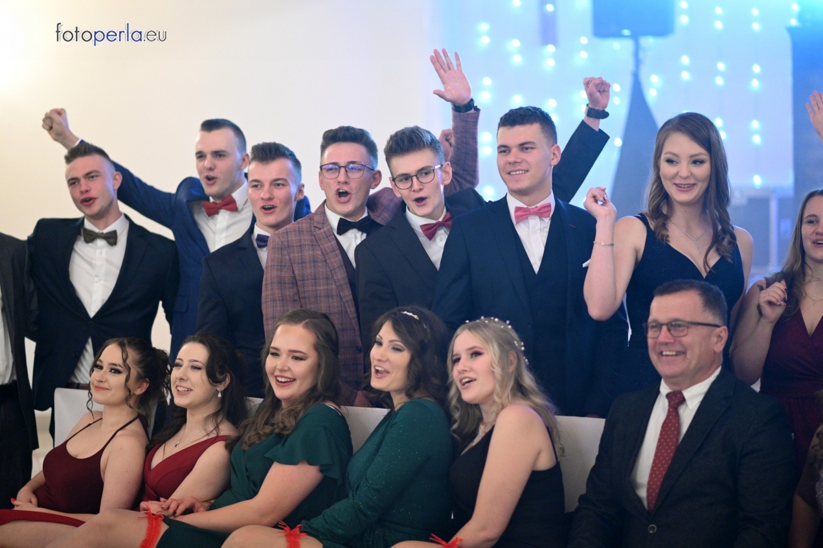 Zdjęcie w galerii na portalu naszraciborz.pl: Przeżyjmy to jeszcze raz. Studniówka Budowlanki i Gastronomika wiadomości z regionu