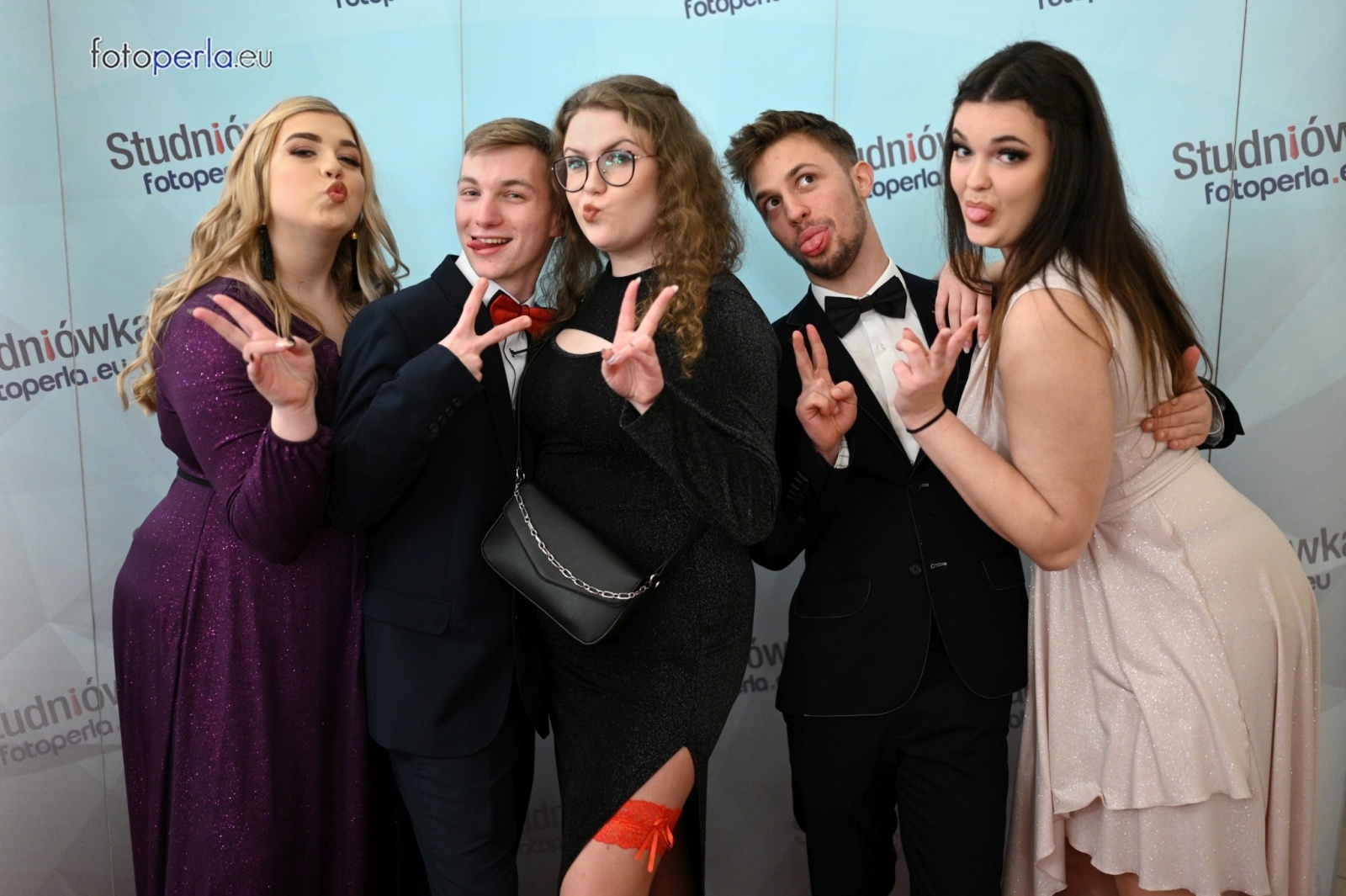 Zdjęcie w galerii na portalu naszraciborz.pl: Przeżyjmy to jeszcze raz. Studniówka Budowlanki i Gastronomika wiadomości z regionu