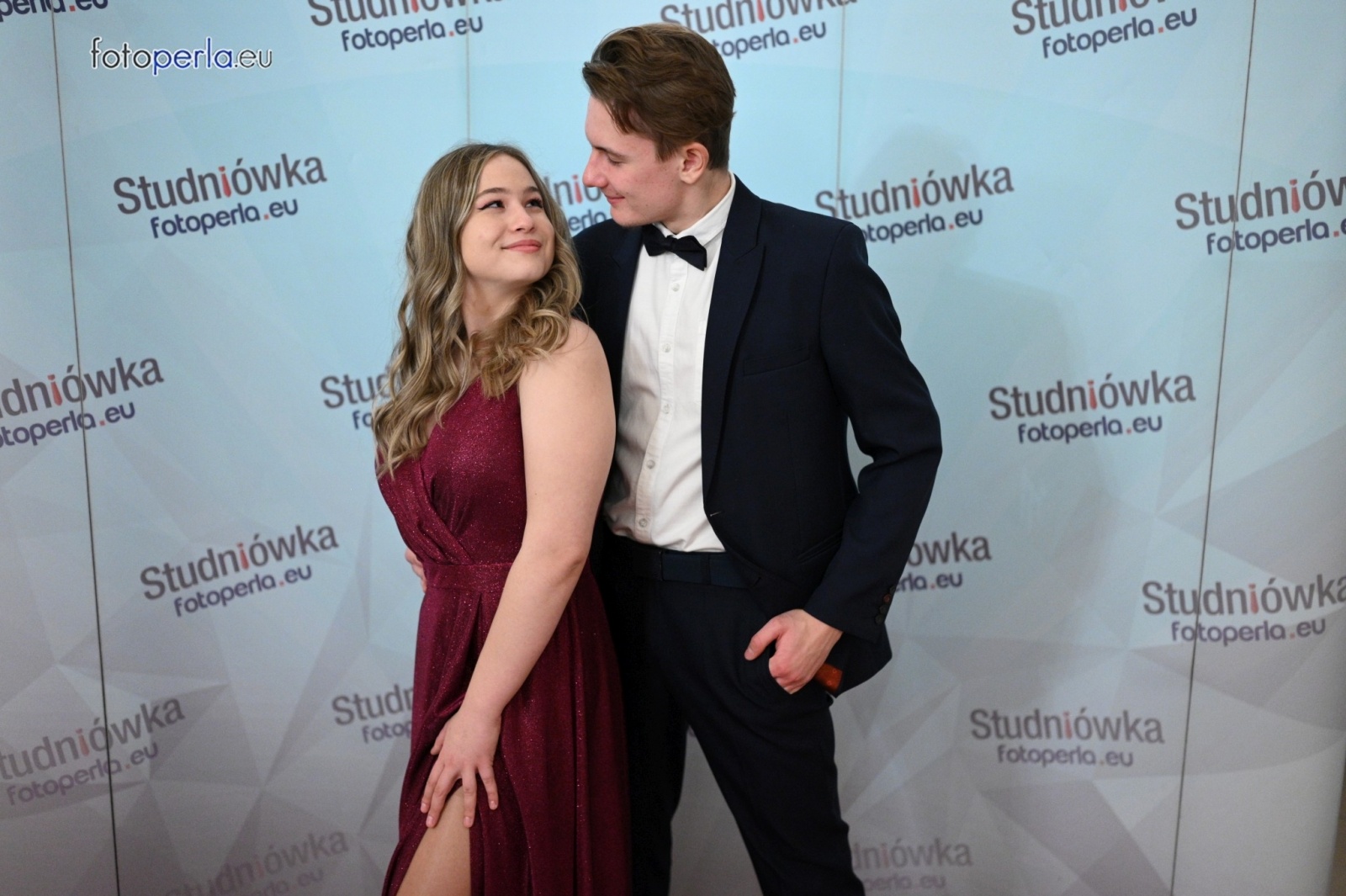 Zdjęcie w galerii na portalu naszraciborz.pl: Przeżyjmy to jeszcze raz. Studniówka Budowlanki i Gastronomika wiadomości z regionu