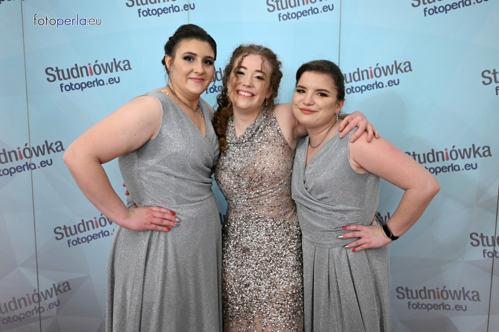 Zdjęcie w galerii na portalu naszraciborz.pl: Przeżyjmy to jeszcze raz. Studniówka Budowlanki i Gastronomika wiadomości z regionu