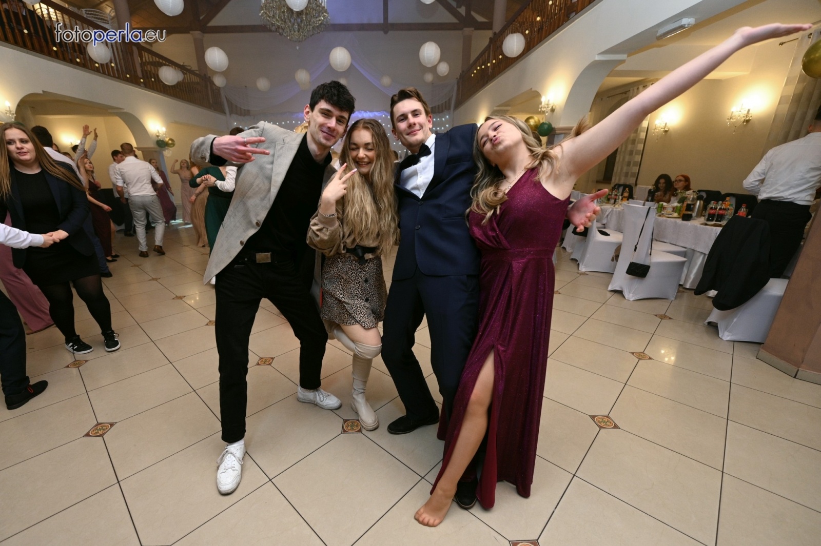 Zdjęcie w galerii na portalu naszraciborz.pl: Przeżyjmy to jeszcze raz. Studniówka Budowlanki i Gastronomika wiadomości z regionu