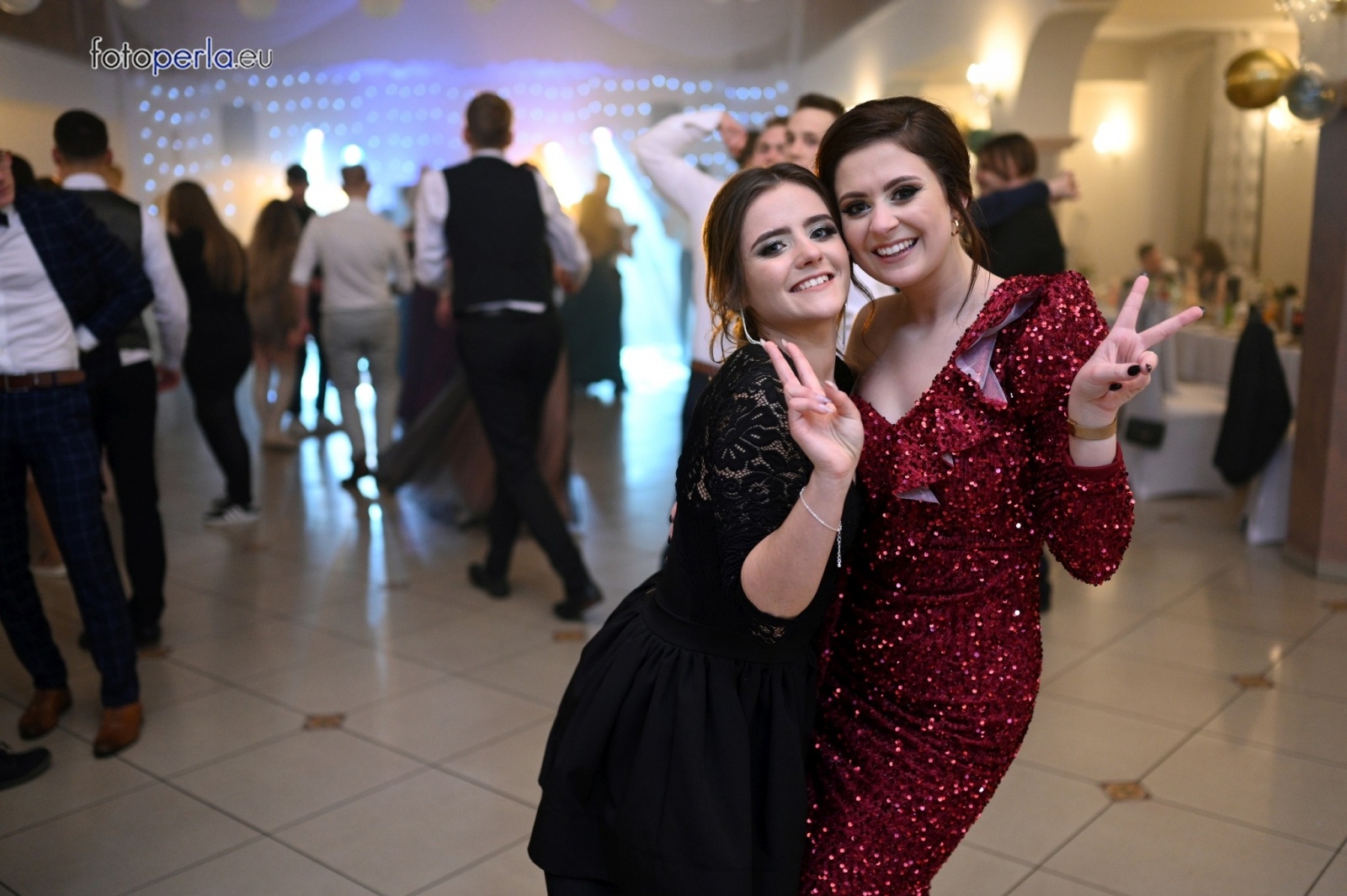 Zdjęcie w galerii na portalu naszraciborz.pl: Przeżyjmy to jeszcze raz. Studniówka Budowlanki i Gastronomika wiadomości z regionu