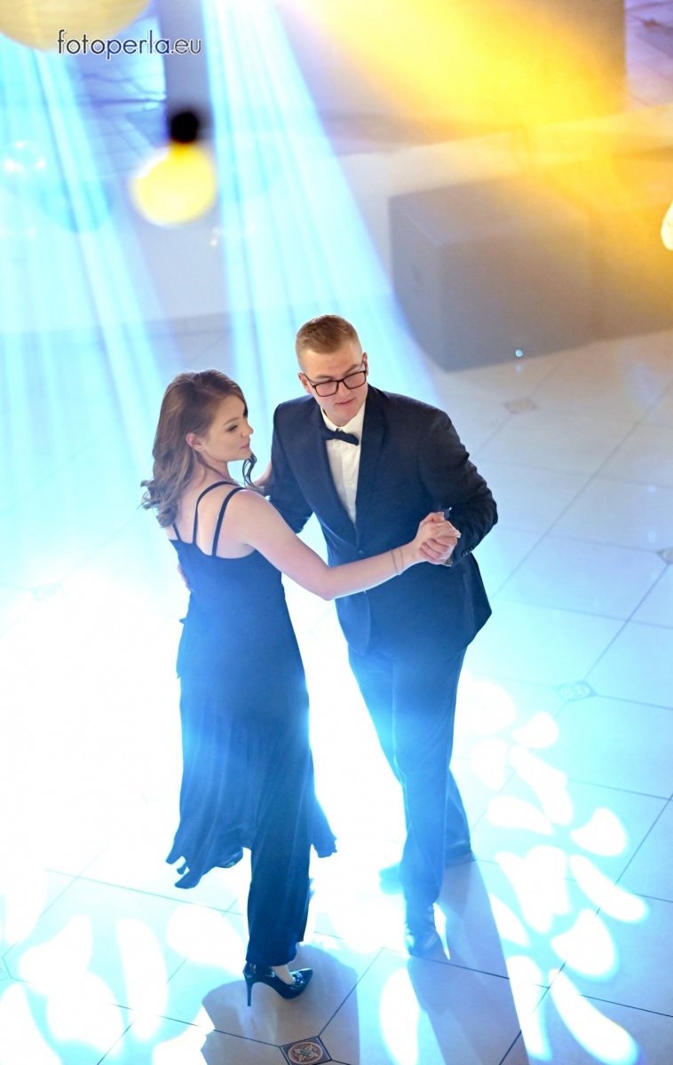 Zdjęcie w galerii na portalu naszraciborz.pl: Przeżyjmy to jeszcze raz. Studniówka Budowlanki i Gastronomika wiadomości z regionu