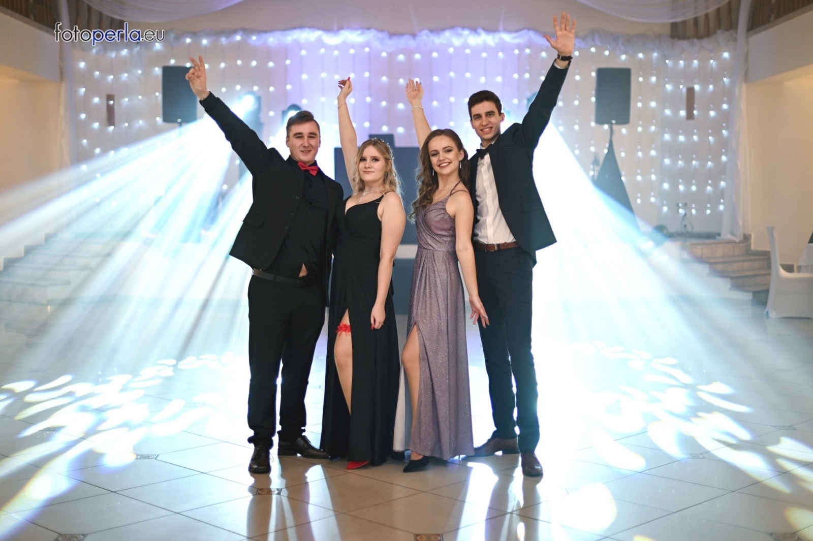 Zdjęcie w galerii na portalu naszraciborz.pl: Przeżyjmy to jeszcze raz. Studniówka Budowlanki i Gastronomika wiadomości z regionu