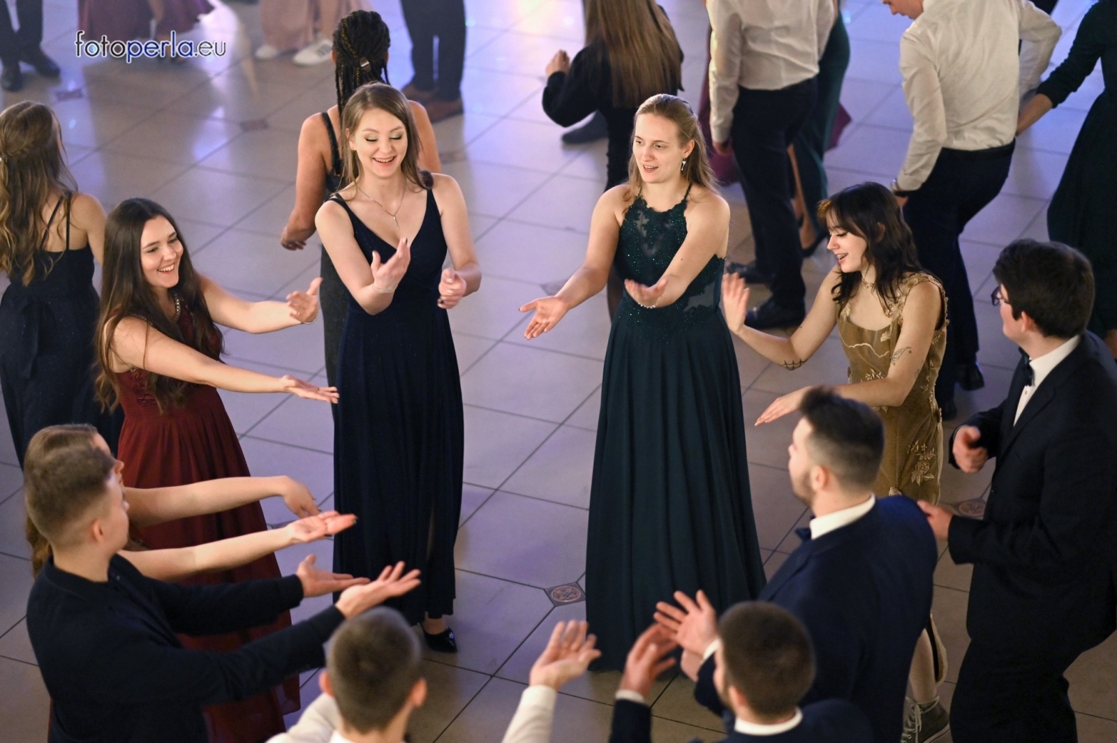 Zdjęcie w galerii na portalu naszraciborz.pl: Przeżyjmy to jeszcze raz. Studniówka Budowlanki i Gastronomika wiadomości z regionu