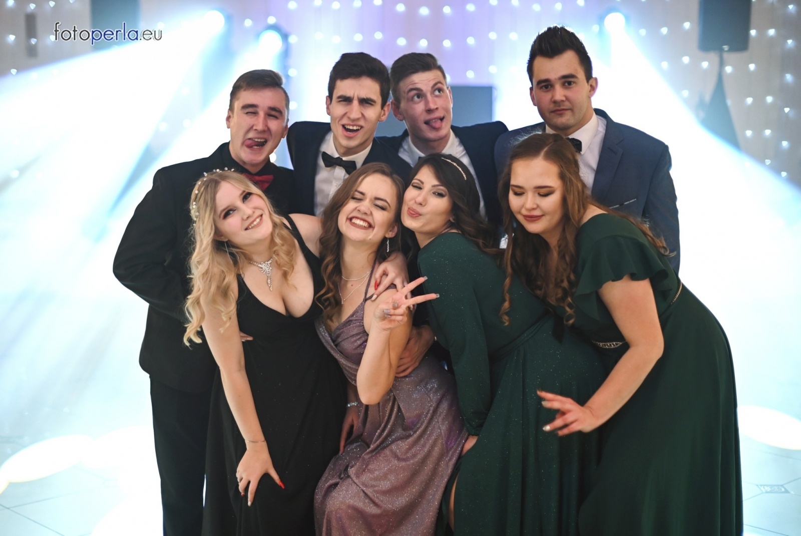 Zdjęcie w galerii na portalu naszraciborz.pl: Przeżyjmy to jeszcze raz. Studniówka Budowlanki i Gastronomika wiadomości z regionu