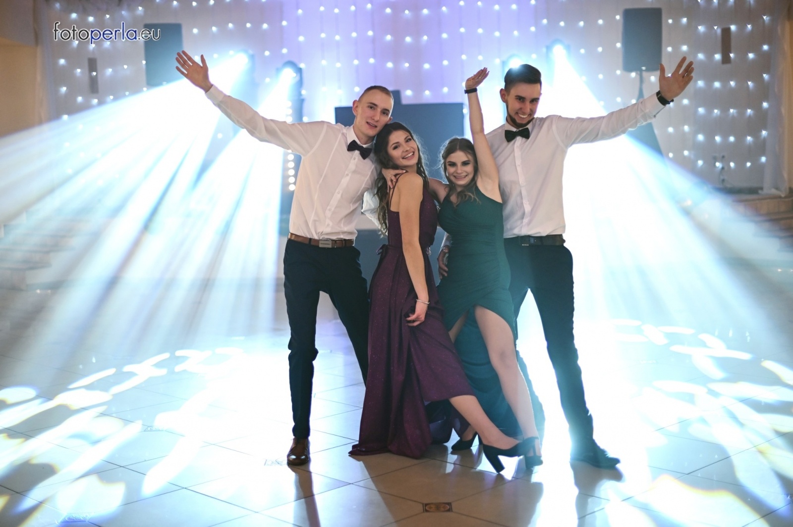 Zdjęcie w galerii na portalu naszraciborz.pl: Przeżyjmy to jeszcze raz. Studniówka Budowlanki i Gastronomika wiadomości z regionu