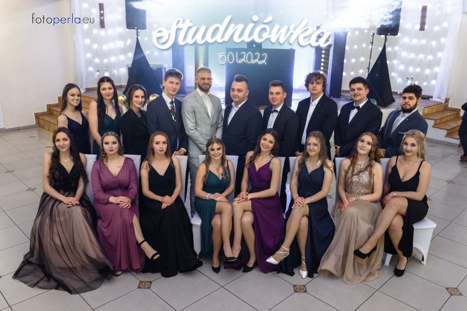 Zdjęcie w galerii na portalu naszraciborz.pl: Przeżyjmy to jeszcze raz. Studniówka Budowlanki i Gastronomika wiadomości z regionu