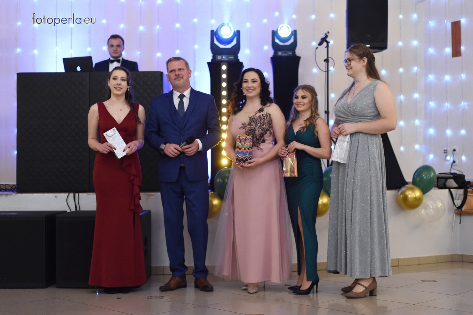 Zdjęcie w galerii na portalu naszraciborz.pl: Przeżyjmy to jeszcze raz. Studniówka Budowlanki i Gastronomika wiadomości z regionu