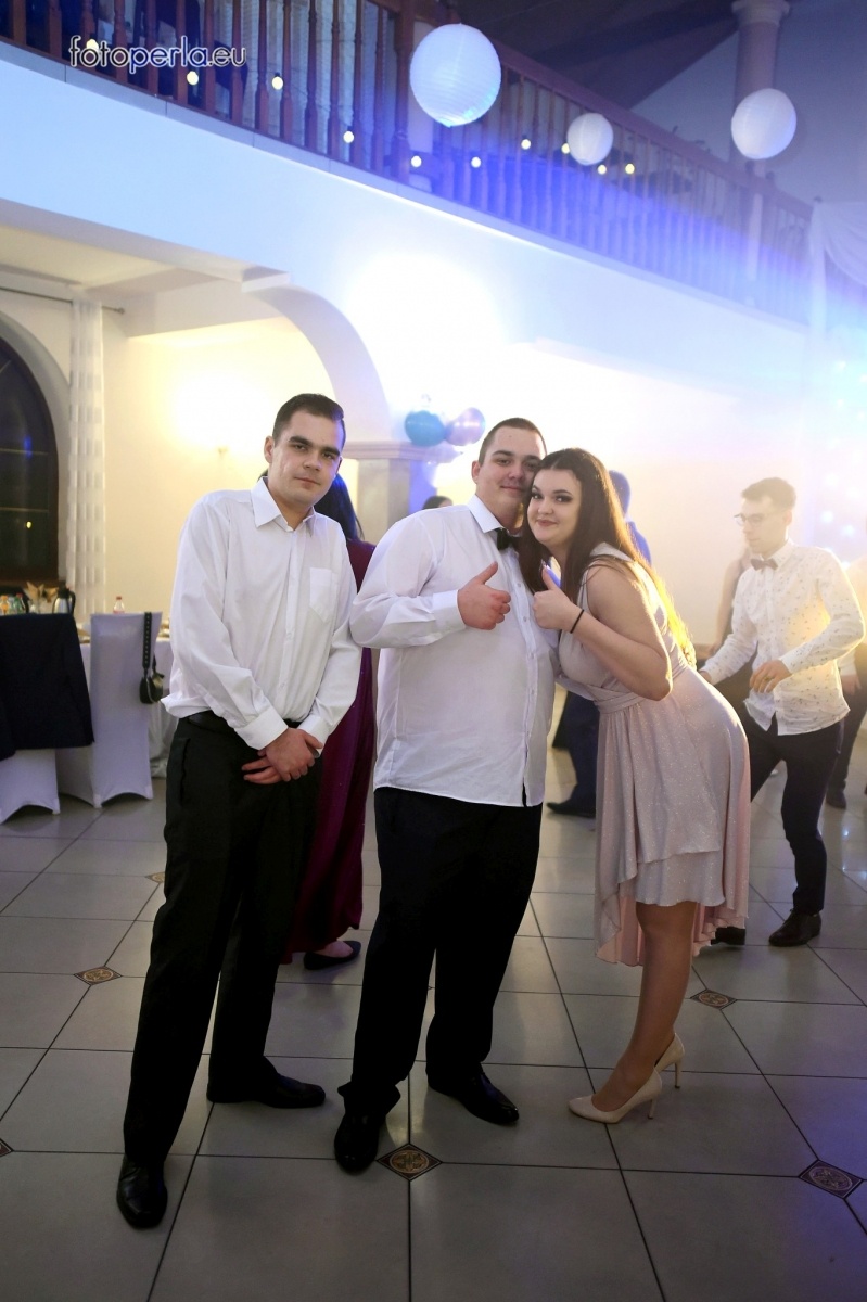 Zdjęcie w galerii na portalu naszraciborz.pl: Przeżyjmy to jeszcze raz. Studniówka Budowlanki i Gastronomika wiadomości z regionu