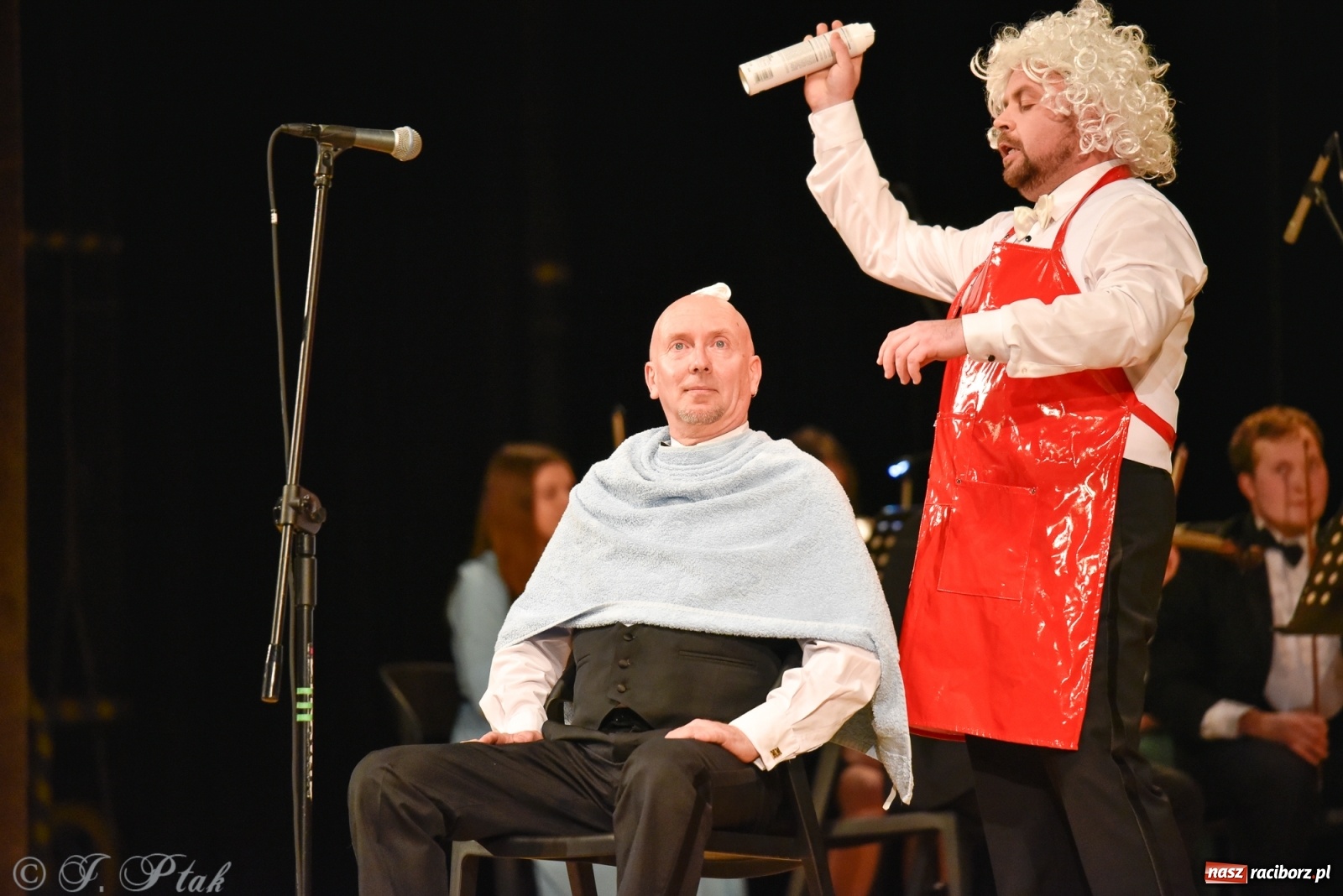 Zdjęcie w galerii na portalu naszraciborz.pl: Johann Strauss Show. RCK w karnawałowym klimacie wiadomości z regionu